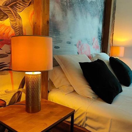 Suites Jm - Le Temps D'Une Escale อิแยร์ ภายนอก รูปภาพ